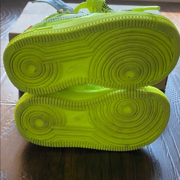 The 10: Nike Air Force 1 TD) size 6c AF1 Off-White - Picture 5 of 8